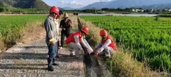 國網(wǎng)道縣供電公司：“零距離”抗旱解民憂  戰(zhàn)酷暑保電“潤民心”