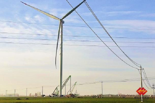 國華投資東明二期風(fēng)電項目完成風(fēng)機(jī)吊裝