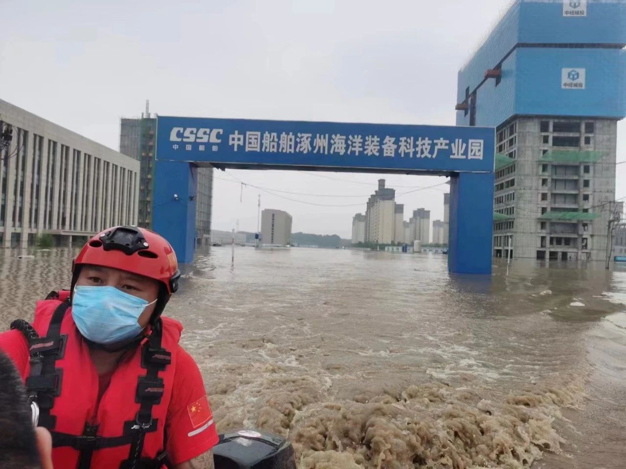 【防汛救災 央企行動】中國船舶挺進一線 抗洪救災