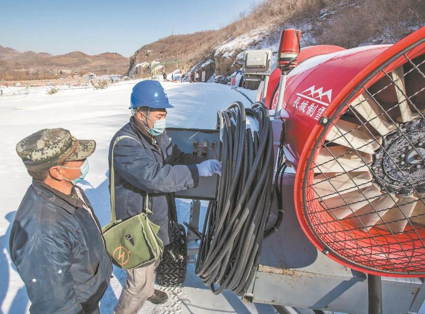 秦皇島海港區(qū)“心窗”共產黨員服務隊：辦電流程做“減法” 用電服務做“加法”