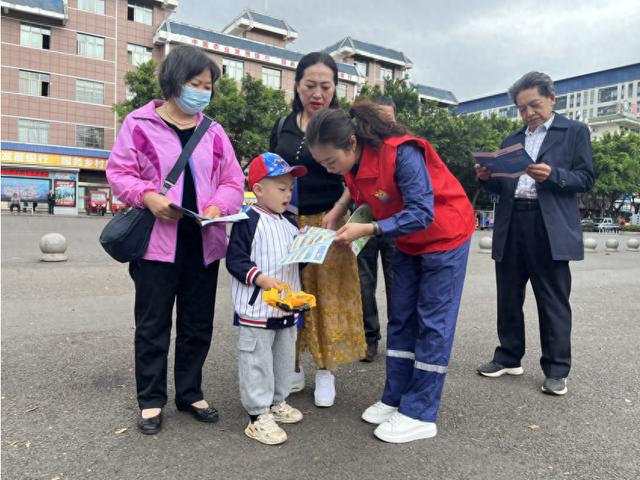 四川能投高縣電力團總支書記榮獲“宜賓市優(yōu)秀共青團干部”稱號