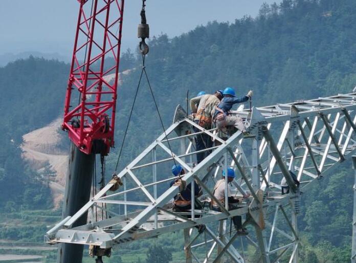 機械化施工助湖南電網(wǎng)高質(zhì)量建設(shè)